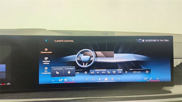 Used 2024 BMW X6 xDrive40i w/ Premium Package image 53