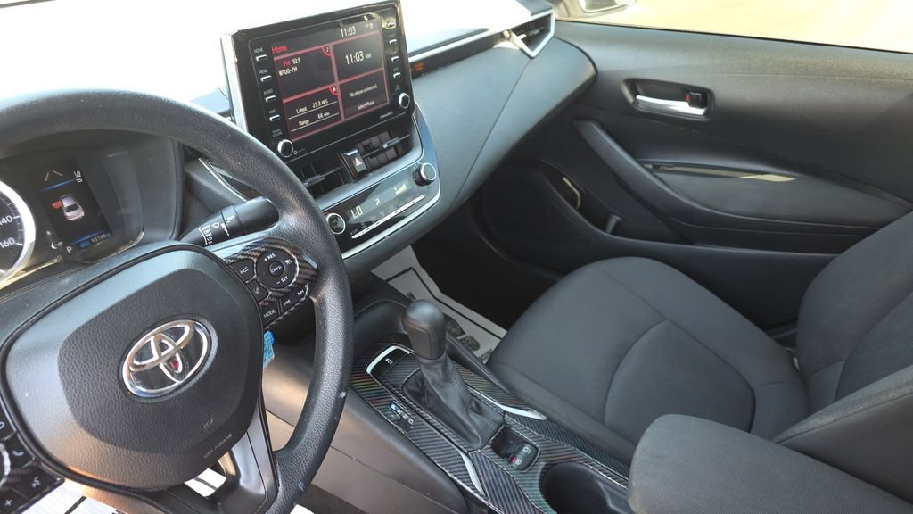 Used 2021 Toyota Corolla LE FWD image 21
