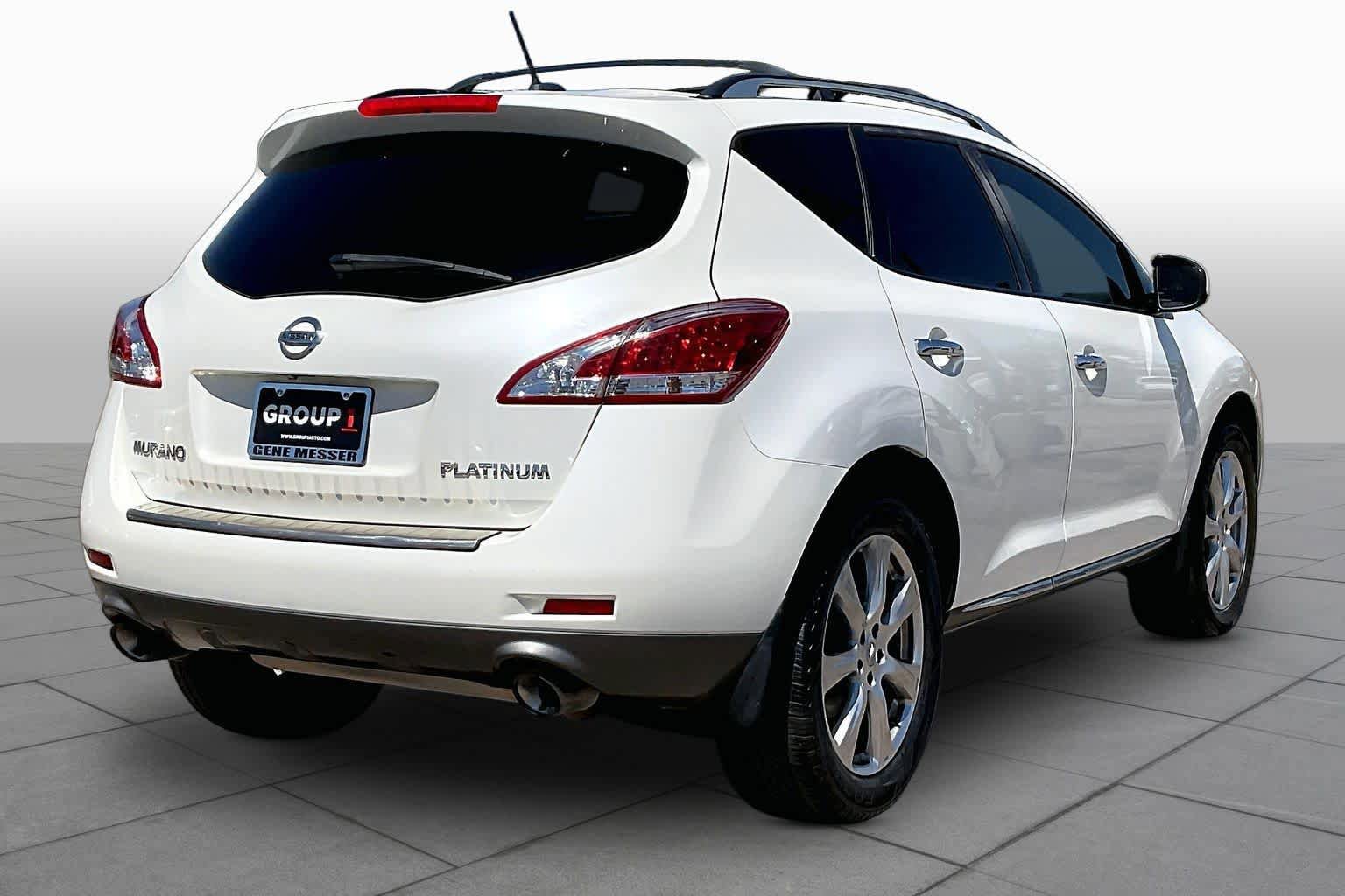 Used 2012 Nissan Murano LE w/ Platinum Pkg FWD image 12