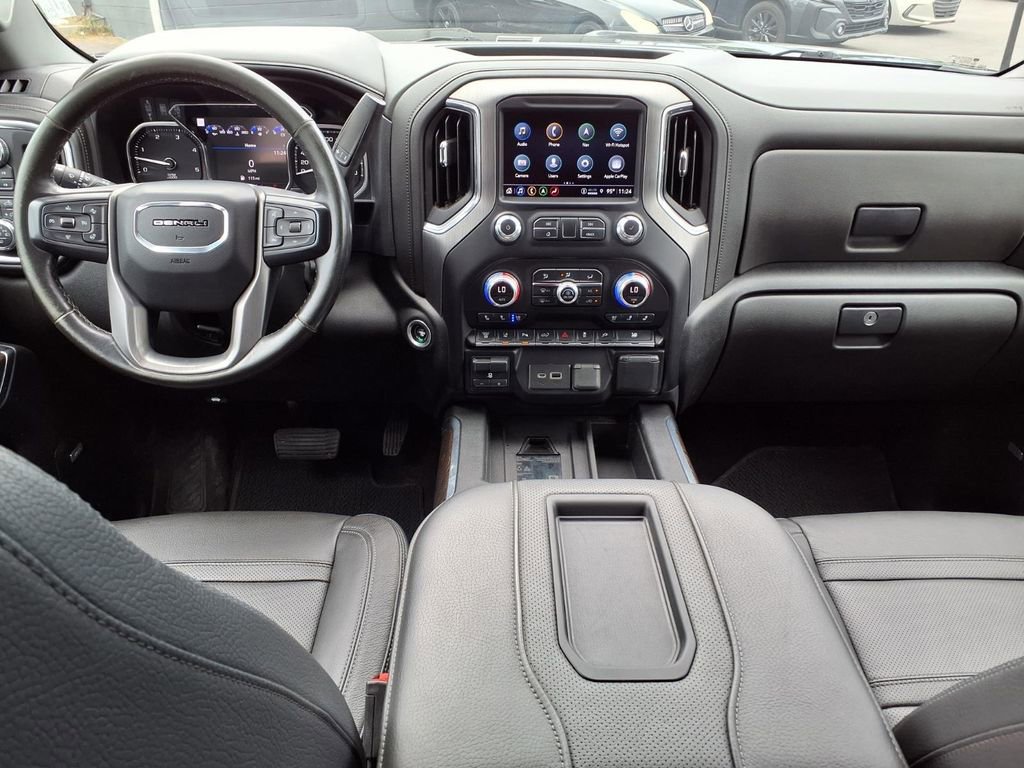 Used 2022 GMC Sierra 3500 Denali w/ Denali Ultimate Package AWD/4WD image 18