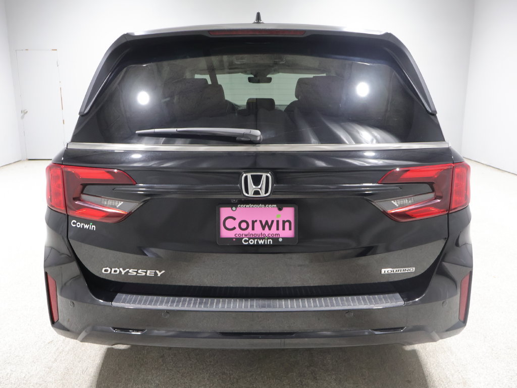 Used 2026 Honda Odyssey Touring image 3