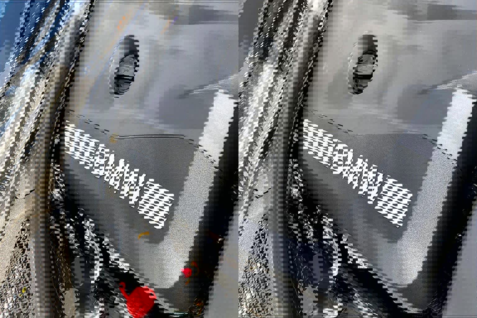 Used 2025 BMW 330i Sedan w/ Convenience Package image 17