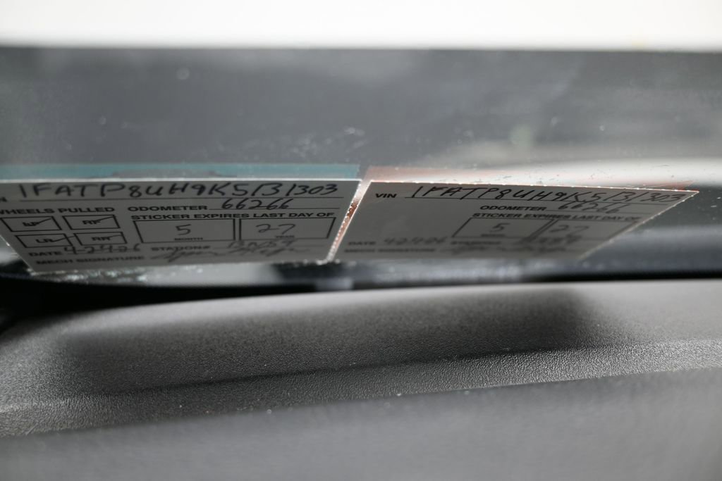 Used 2019 Ford Mustang Premium RWD image 10