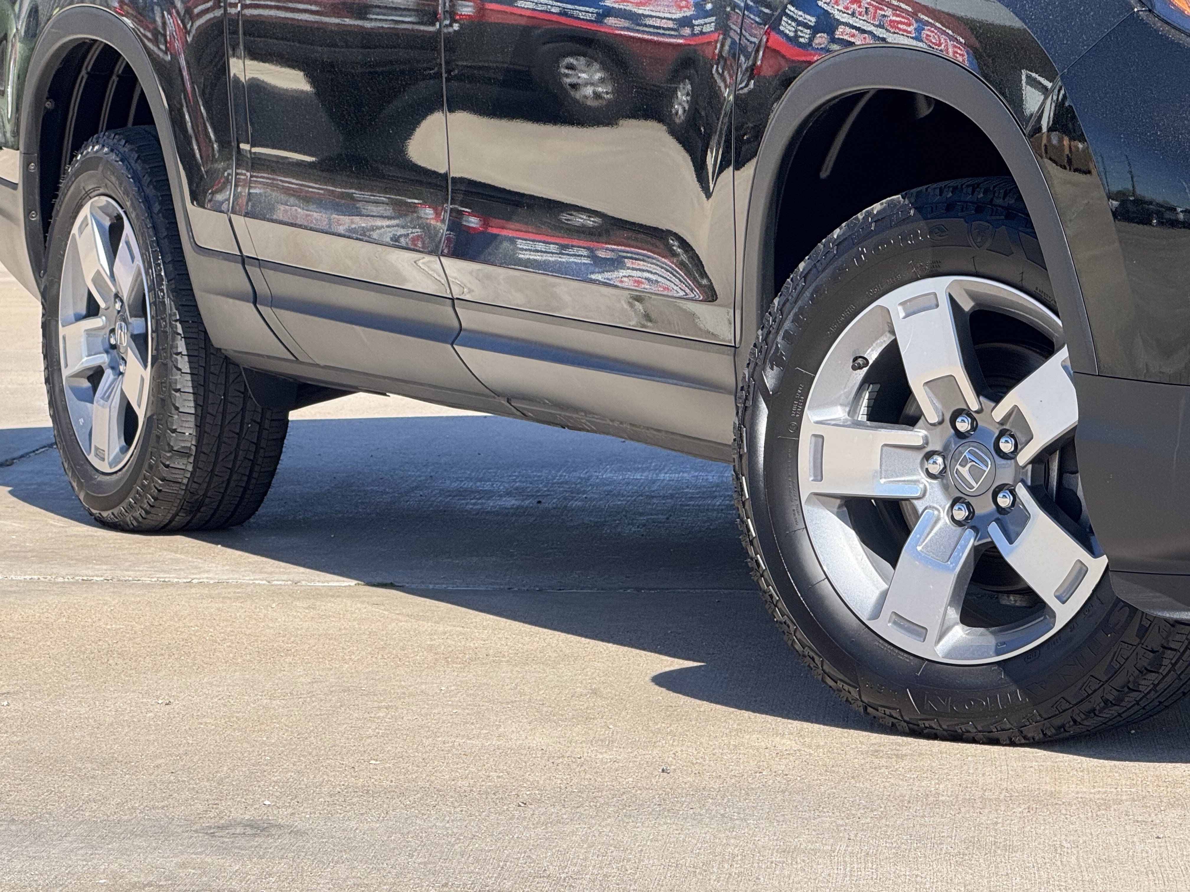 Used 2025 Honda Ridgeline RTL image 13