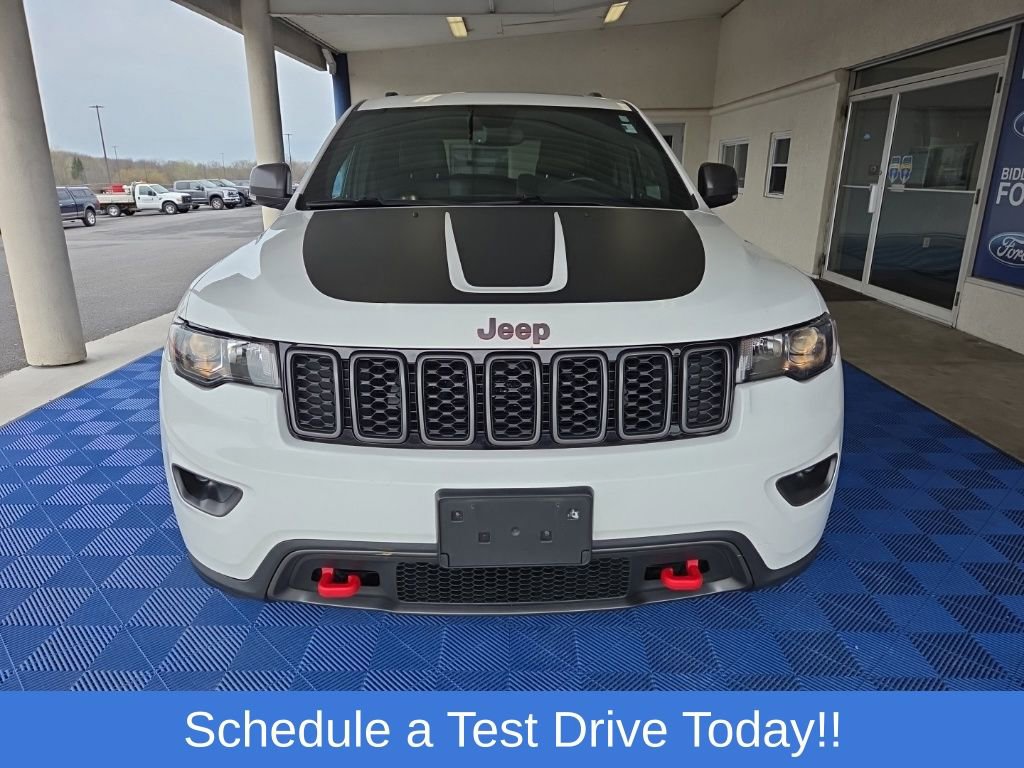 Used 2020 Jeep Grand Cherokee Trailhawk image 2