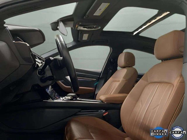 Used 2022 Audi e-tron Premium Plus w/ Premium Plus Package image 27