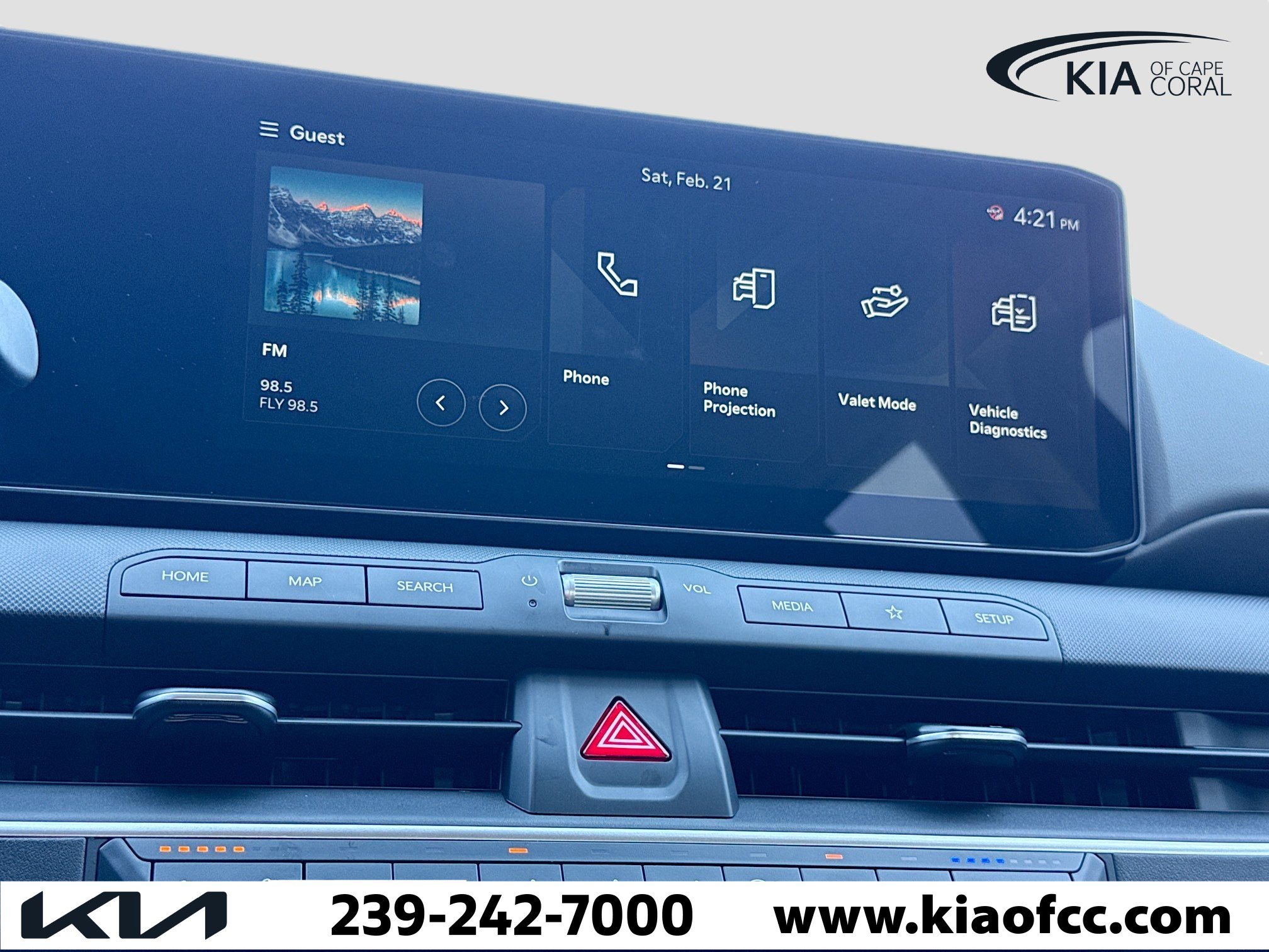 New 2025 Kia K4 LXS image 27