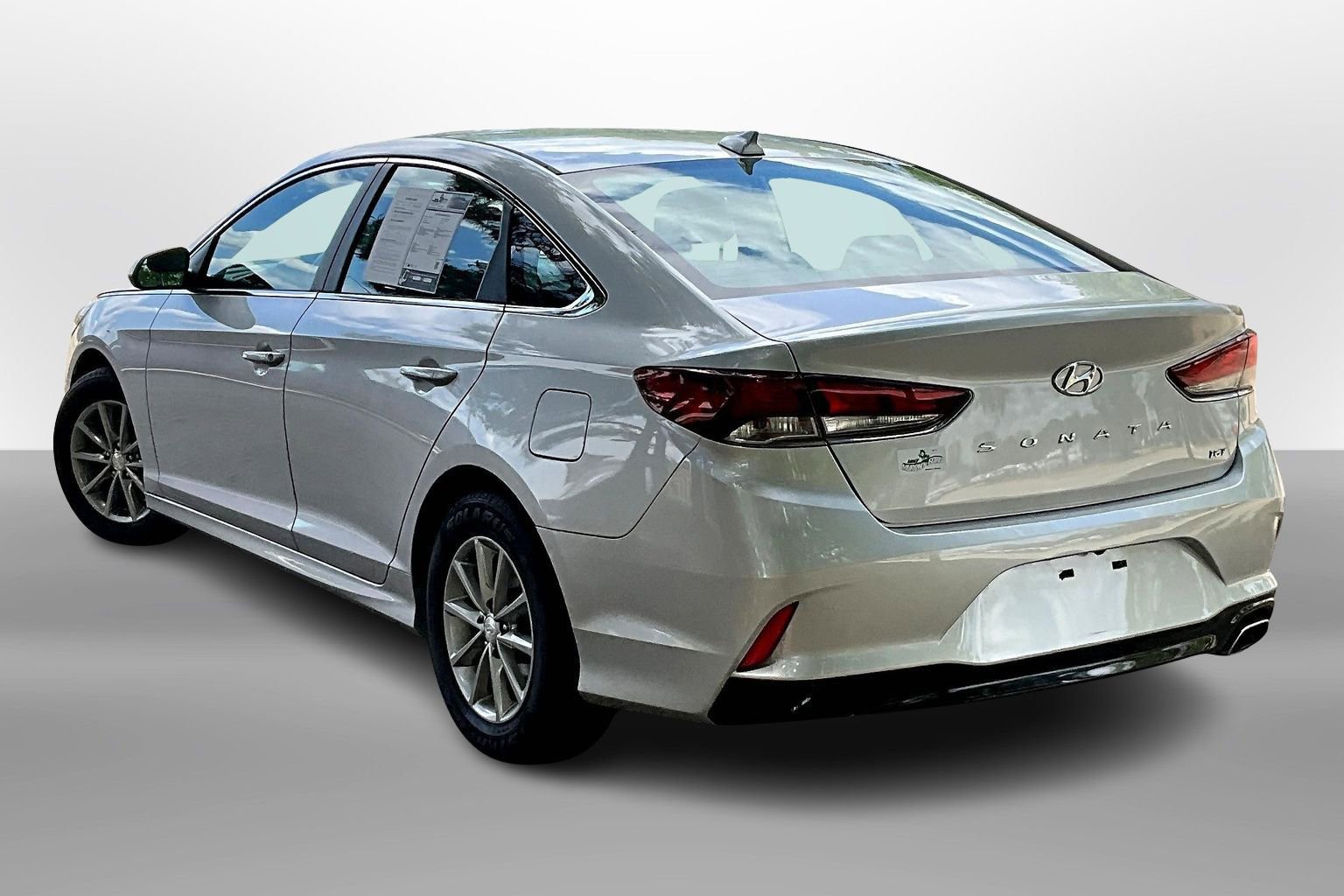 Used 2018 Hyundai Sonata ECO image 10