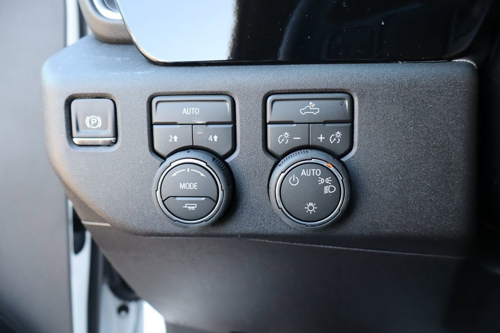 New 2026 Chevrolet Silverado 1500 LT image 13