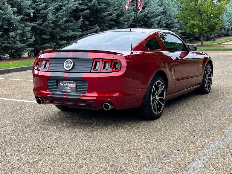 Used 2014 Ford Mustang GT Premium RWD image 14
