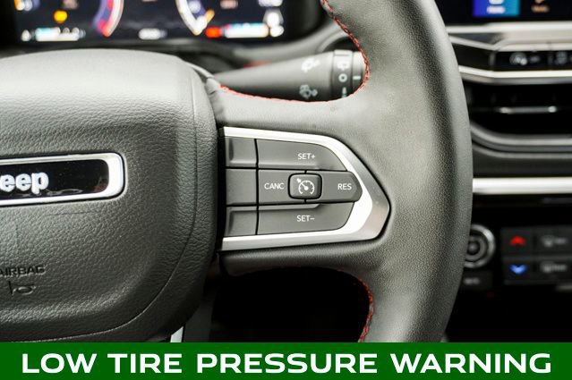 Used 2023 Jeep Compass Trailhawk image 24