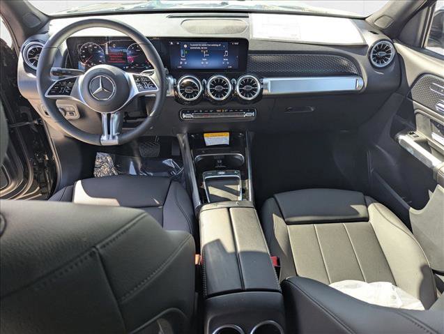 New 2025 Mercedes-Benz GLB 250 image 28
