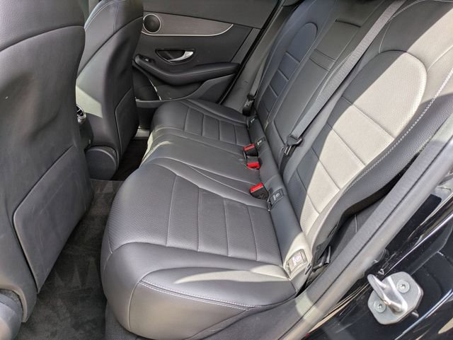 Used 2020 Mercedes-Benz GLC 300 image 15