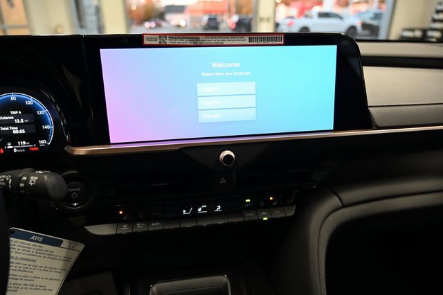 New 2025 Toyota Crown Signia image 15