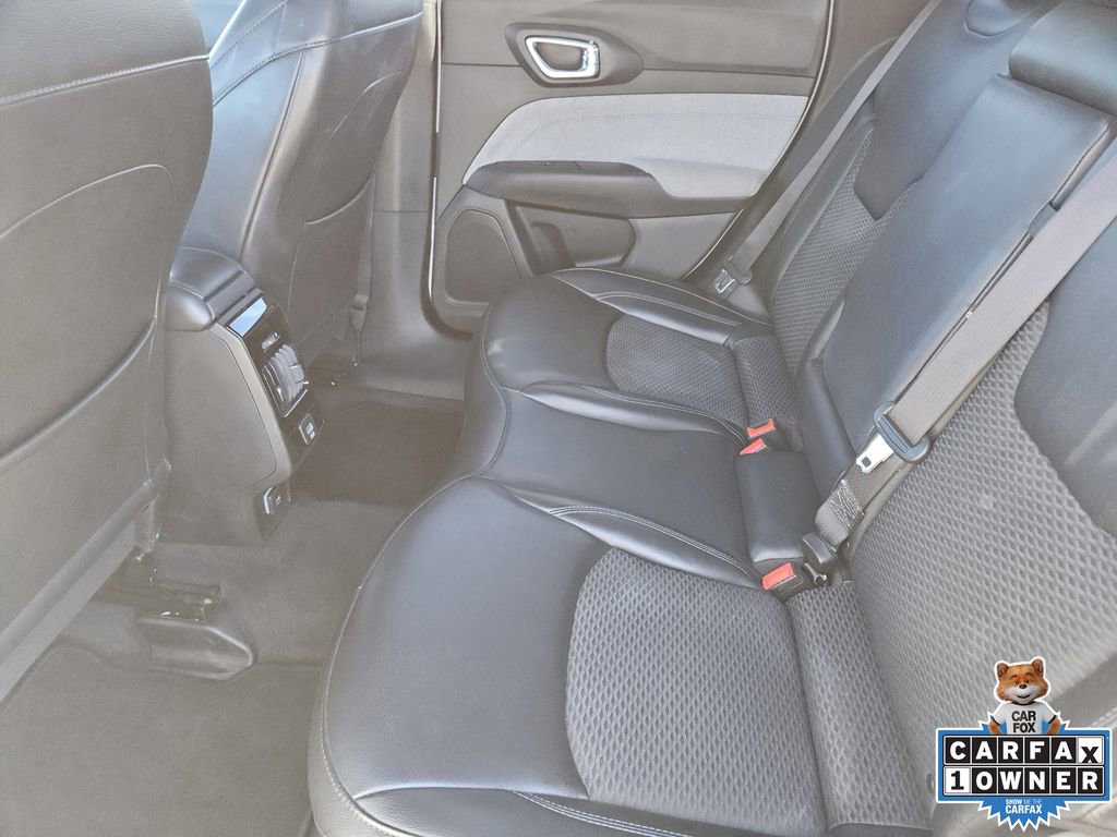 Used 2023 Jeep Compass Latitude image 35