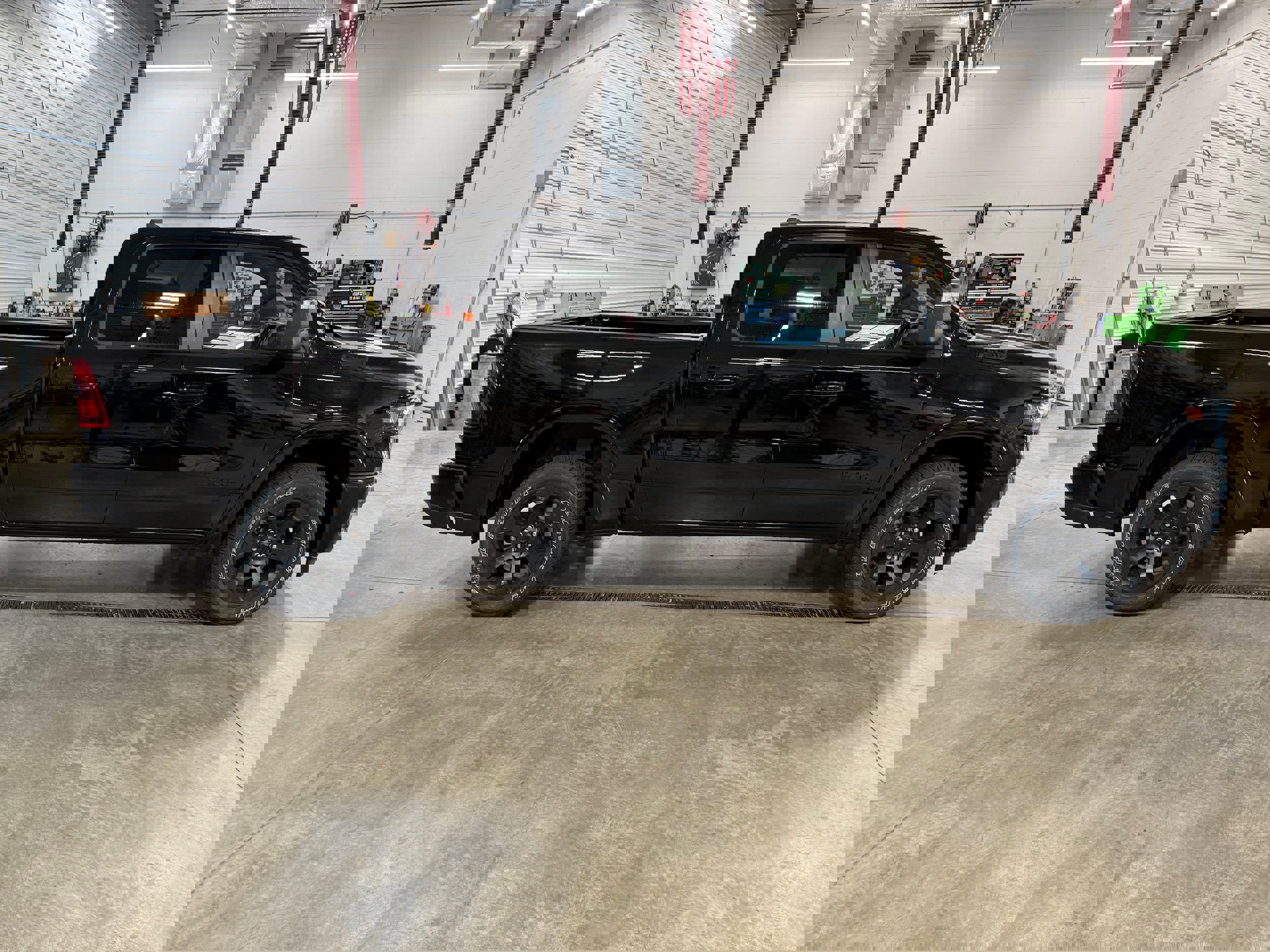 New 2025 RAM 1500 Big Horn image 3