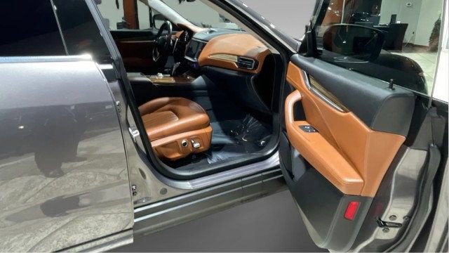 Used 2022 Maserati Levante GT image 10