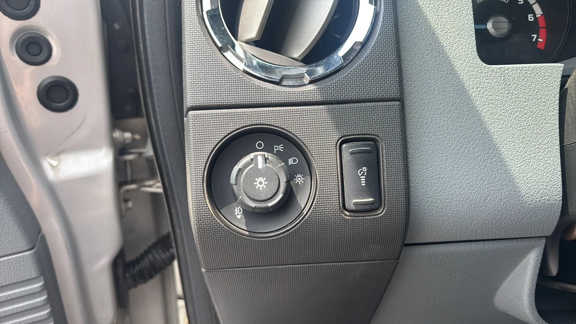 Used 2012 Ford F250 XLT w/ Advanced Security Group AWD/4WD image 20
