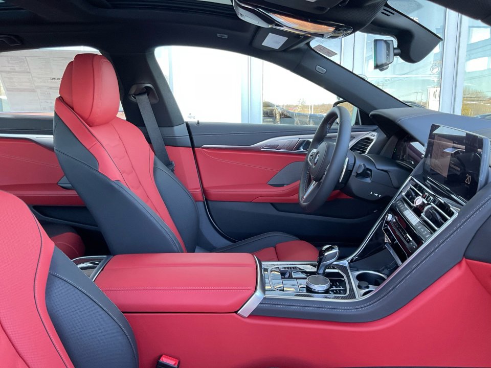 New 2026 BMW M850i xDrive w/ Driving Assistance Package image 30