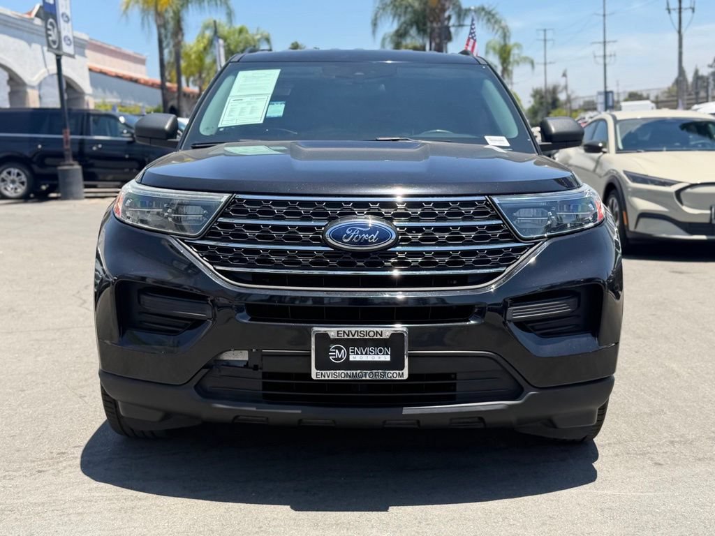 Certified 2022 Ford Explorer XLT RWD image 4