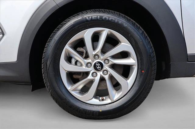Used 2017 Hyundai Tucson SE Plus w/ Cargo Package FWD image 9
