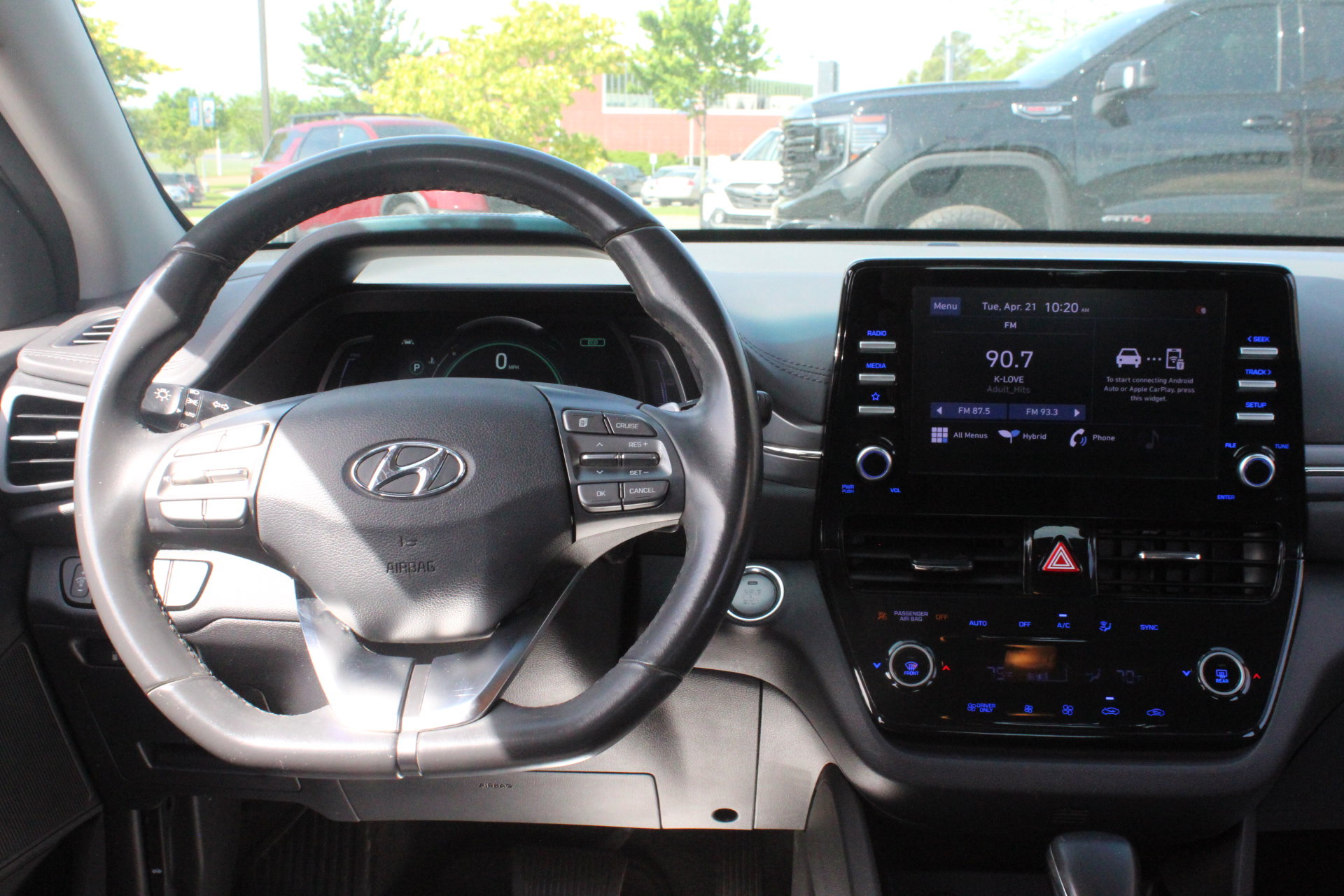Used 2022 Hyundai Ioniq SE FWD image 24