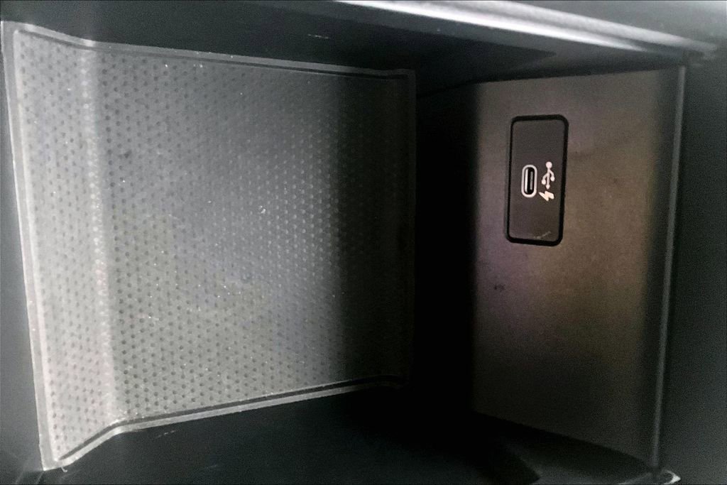 Used 2022 BMW X5 sDrive40i w/ M Sport Package image 33