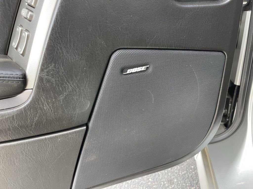 Used 2007 Cadillac XLR image 21