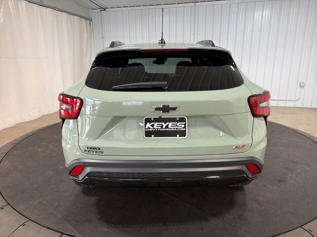 Certified 2024 Chevrolet Trax RS w/ Driver Confidence Package image 7