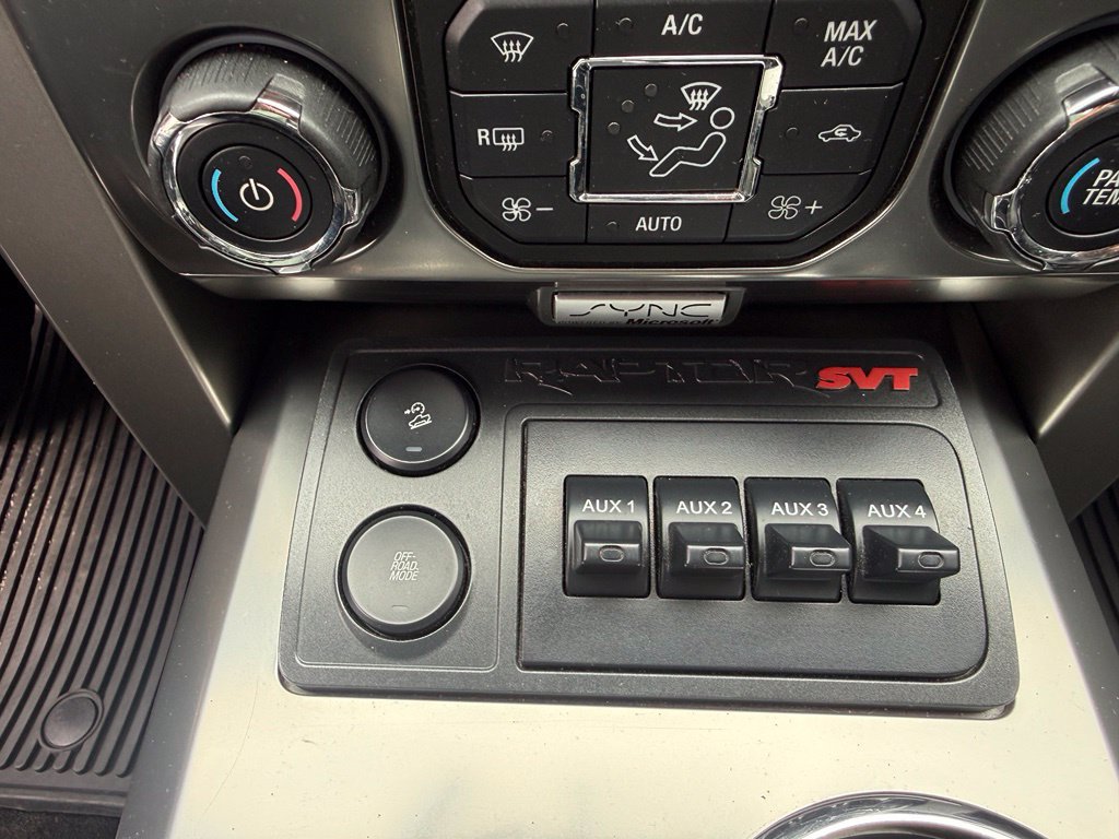 Used 2013 Ford F150 Raptor w/ Luxury Equipment Group AWD/4WD image 54