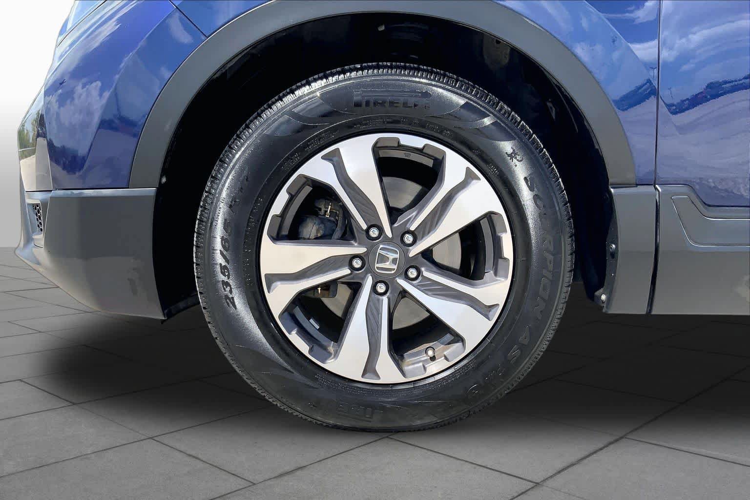 Used 2019 Honda CR-V LX image 11