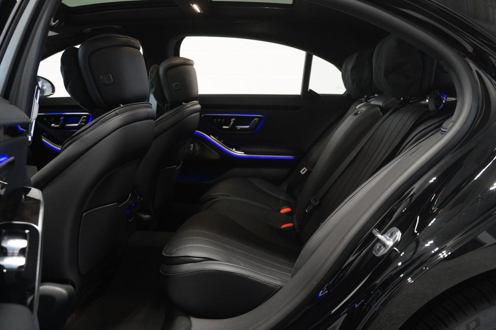 New 2026 Mercedes-Benz S 500 4MATIC image 16