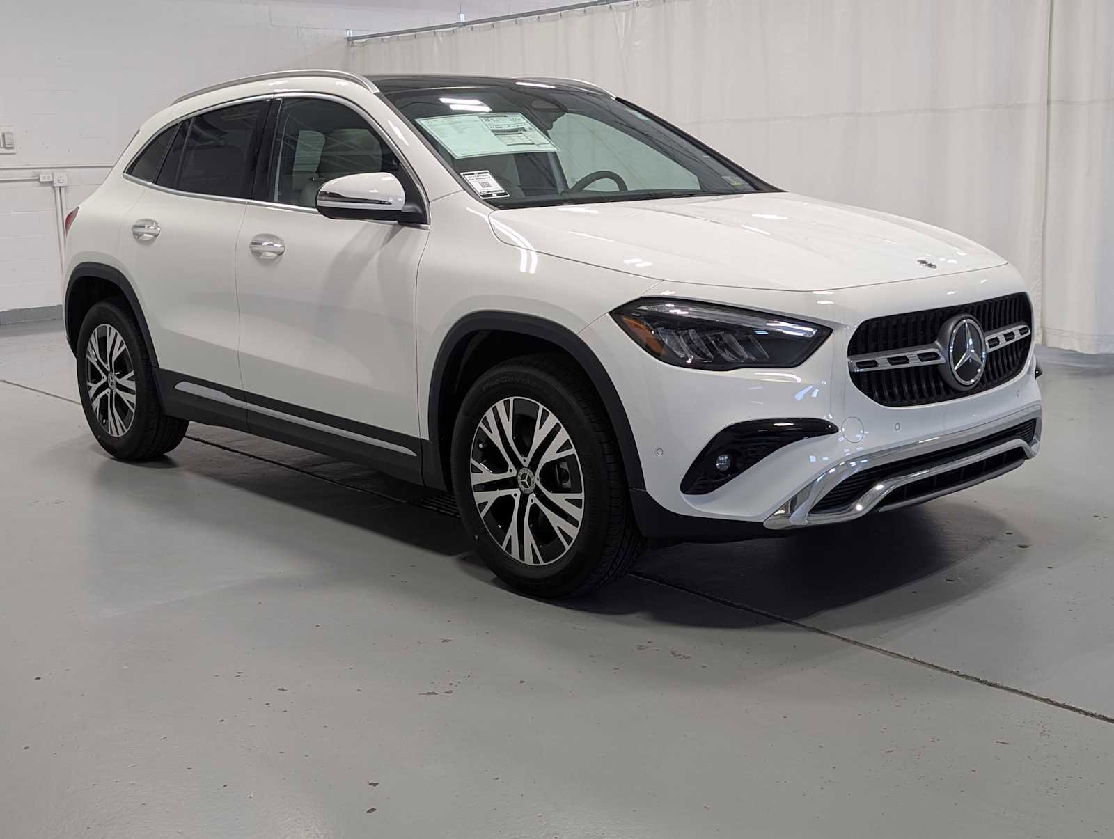 New 2026 Mercedes-Benz GLA 250 4MATIC image 6