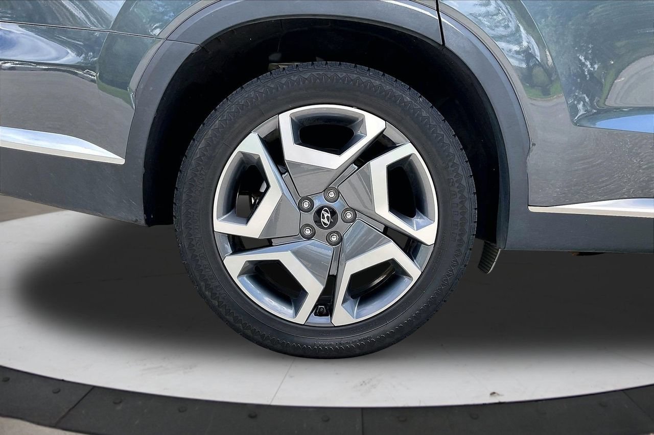 Used 2024 Hyundai Palisade Limited AWD/4WD image 38