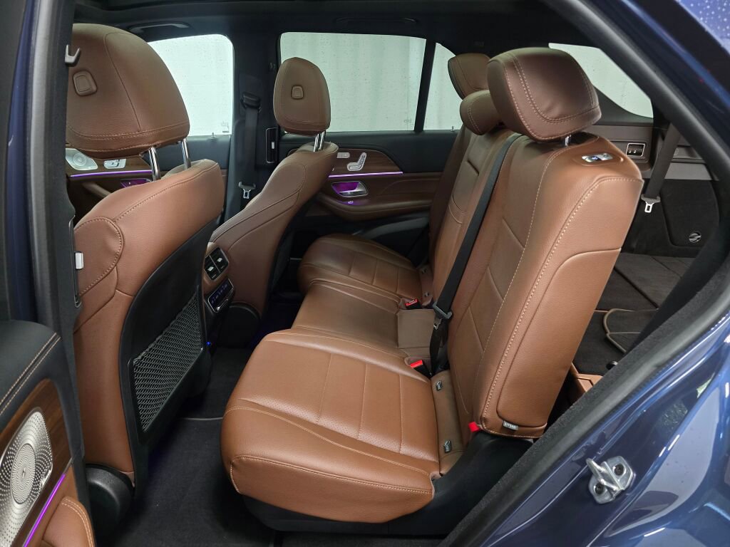 Used 2024 Mercedes-Benz GLE 350 GLE 350 w/ 3rd Row Seat Package image 19