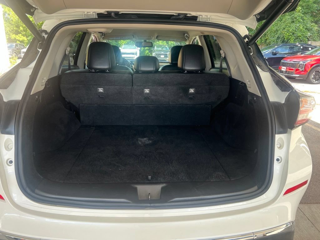 Used 2018 Nissan Murano SL w/ Cargo Package FWD image 11