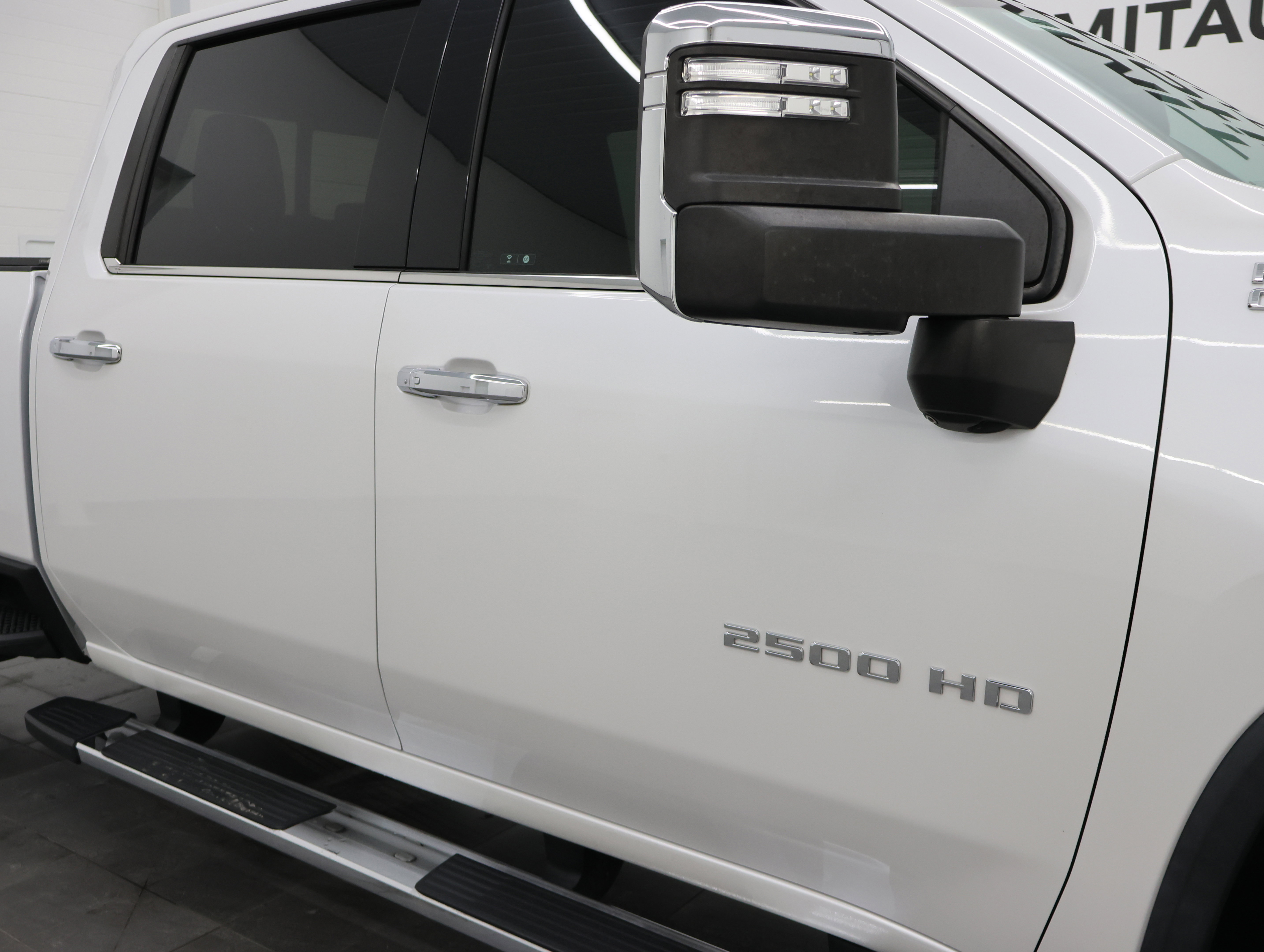 Used 2021 Chevrolet Silverado 2500 High Country w/ Z71 Off-Road Package AWD/4WD image 29