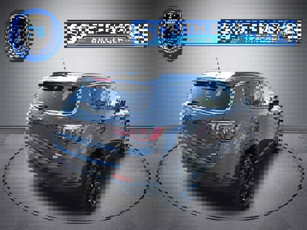 Used 2020 Jeep Compass Latitude image 6