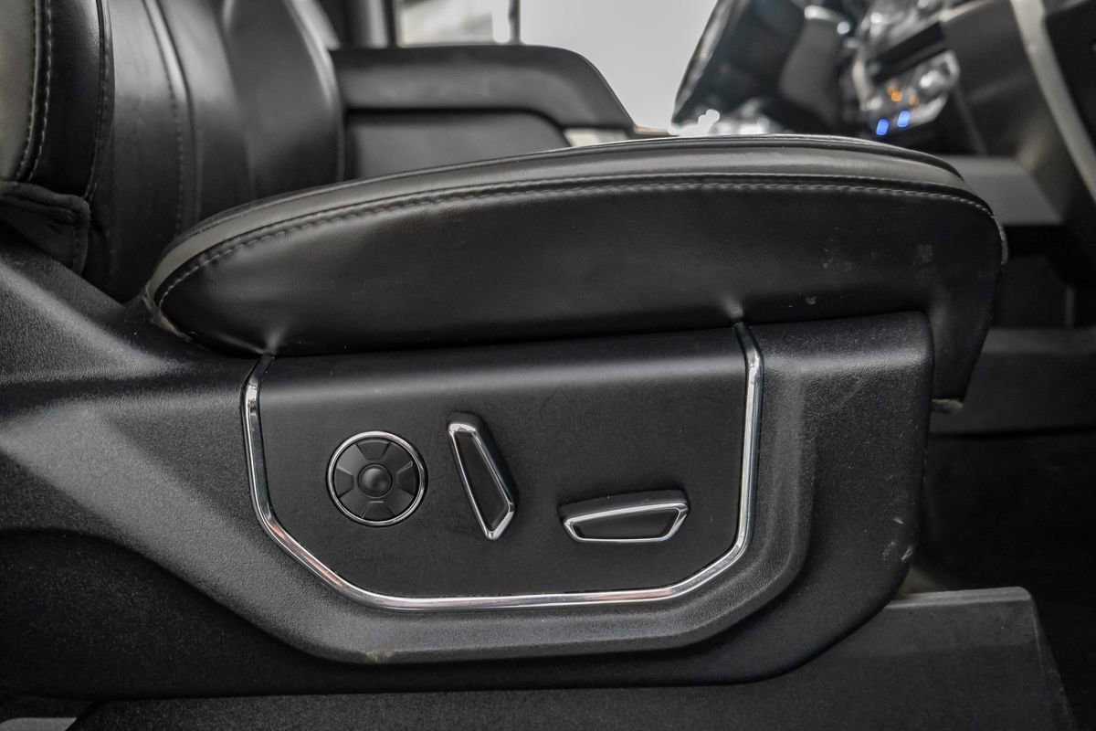 Used 2017 Ford F350 Platinum w/ Platinum Ultimate Package image 35