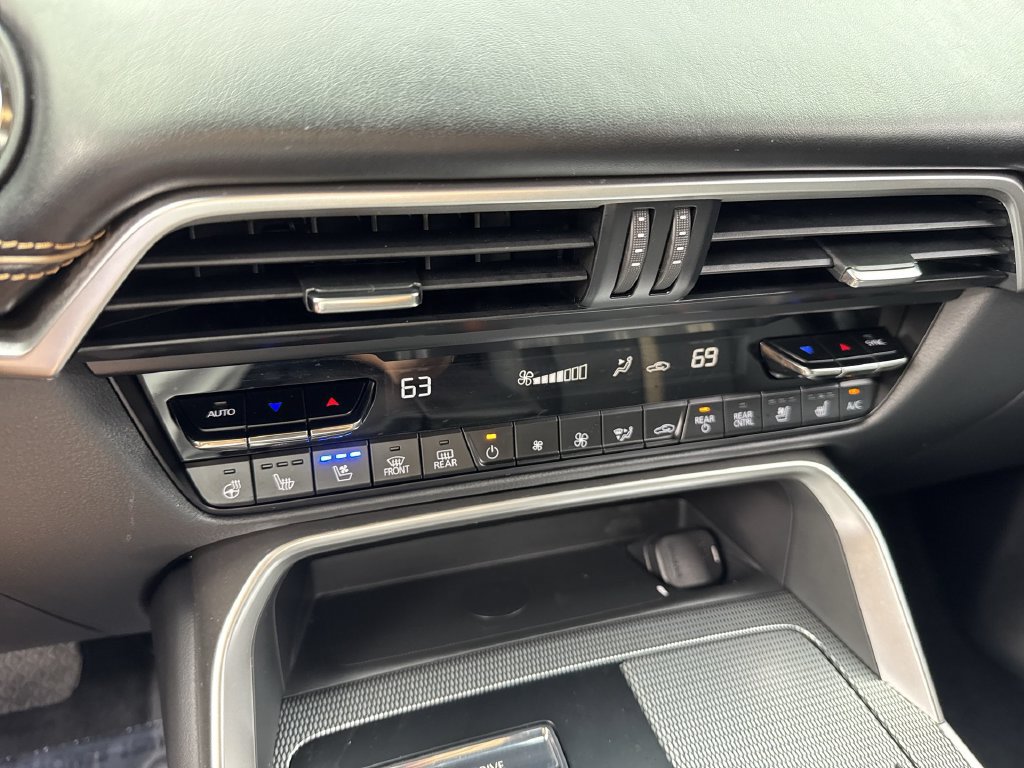 Certified 2025 MAZDA CX-70 Plug-In Hybrid w/ Premium Plus AWD/4WD image 51
