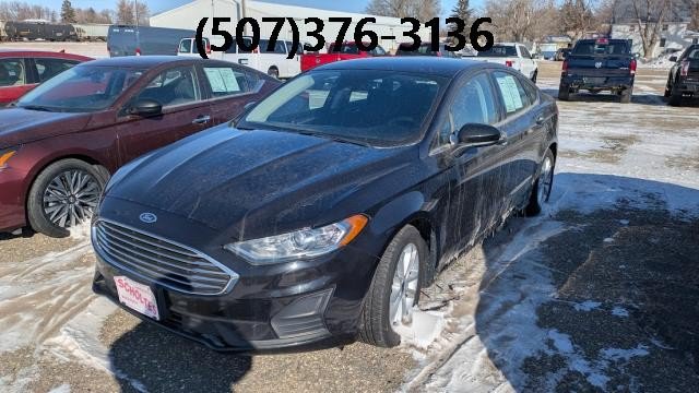 Used 2019 Ford Fusion SE FWD image 2