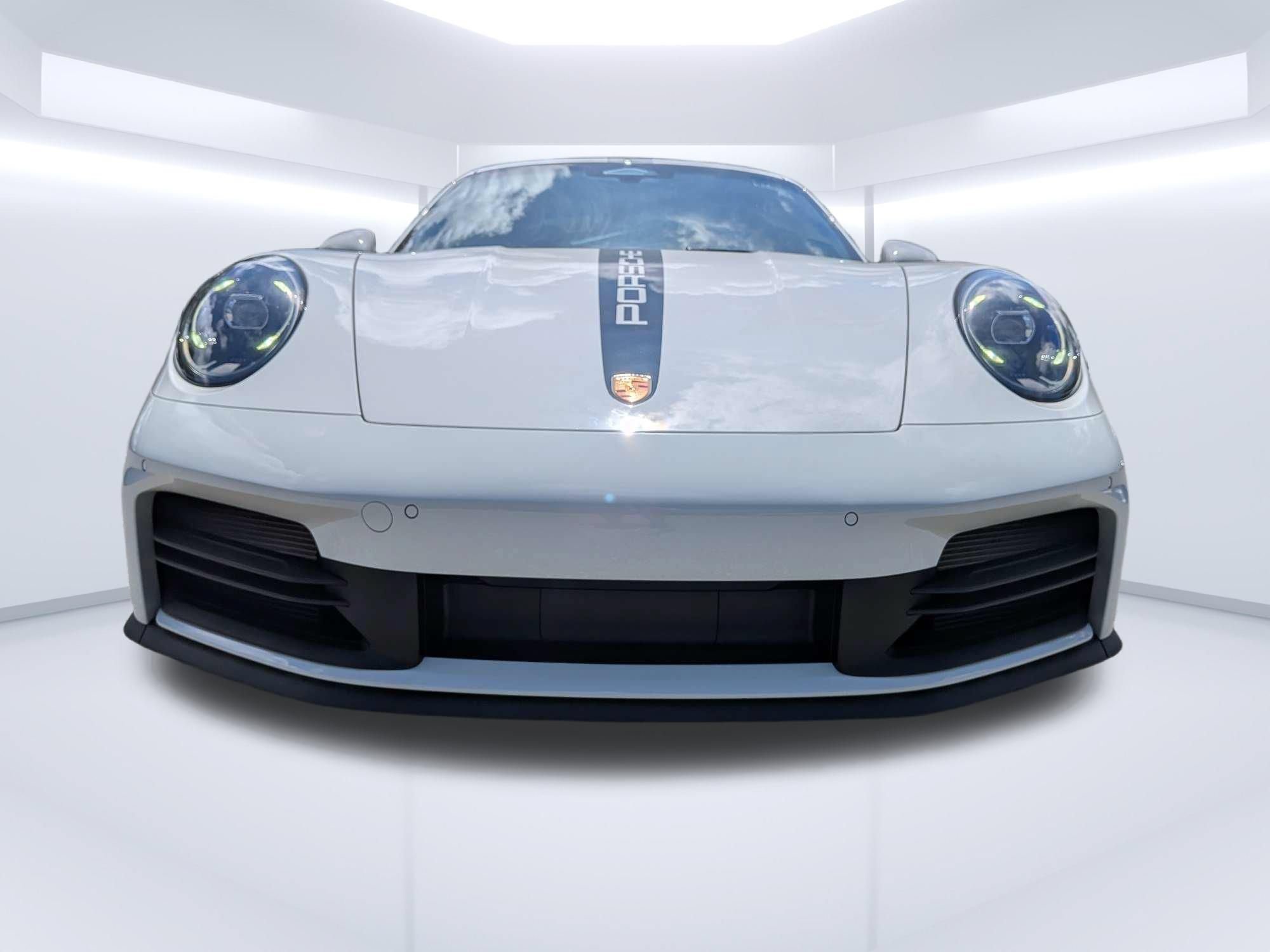 Used 2026 Porsche 911 Carrera RWD image 8