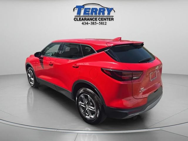 Used 2023 Chevrolet Blazer LT FWD image 4