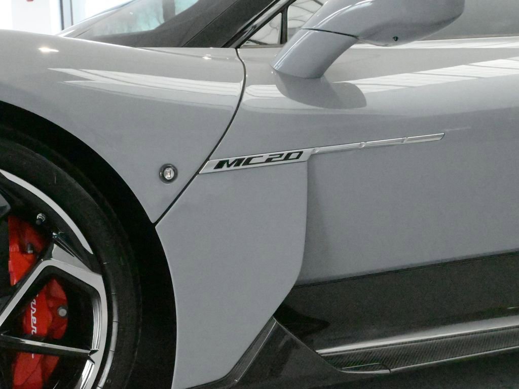 Used 2023 Maserati MC20 Coupe image 19
