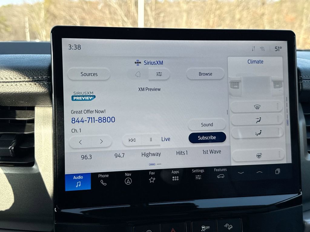 Used 2024 Ford Expedition Max XLT image 12