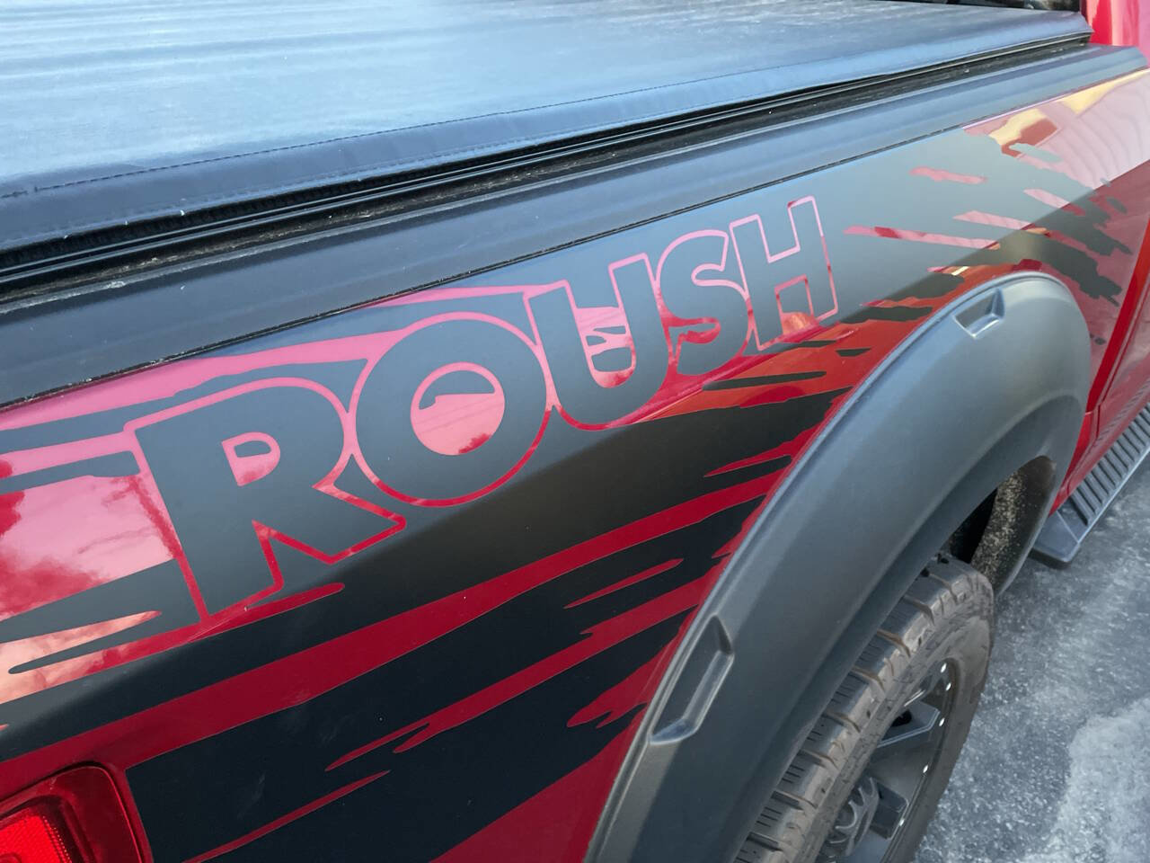 Used 2017 Ford F150 XLT w/ Equipment Group 302A Luxury image 10