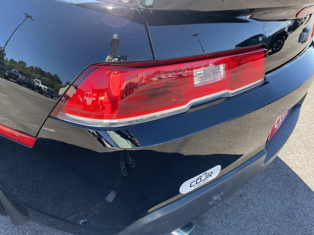 Used 2015 Chevrolet Camaro LS RWD image 16