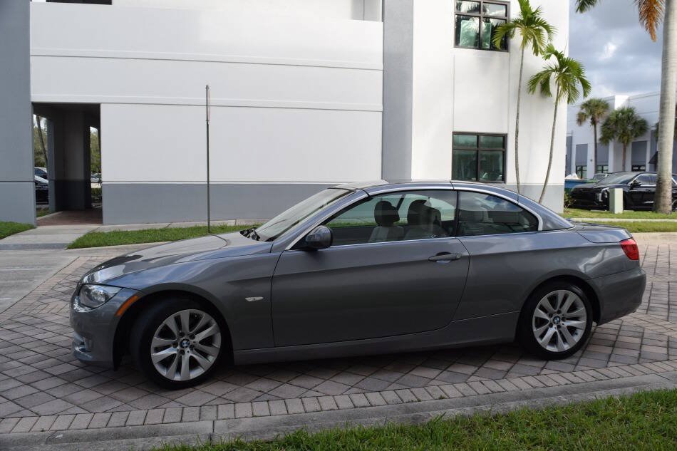 Used 2013 BMW 328i Convertible RWD image 6