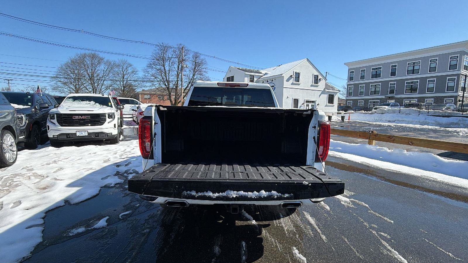 Certified 2025 GMC Sierra 1500 AT4 w/ Technology Package image 10