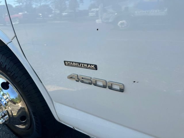 Used 2020 GMC Savana 4500 w/ Power Convenience Package RWD image 18